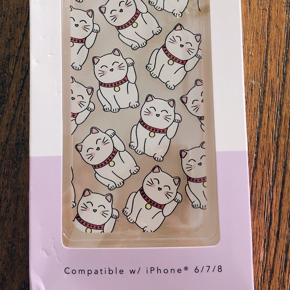 Forever 21 iPhone 6/7/8 lucky cat phone case